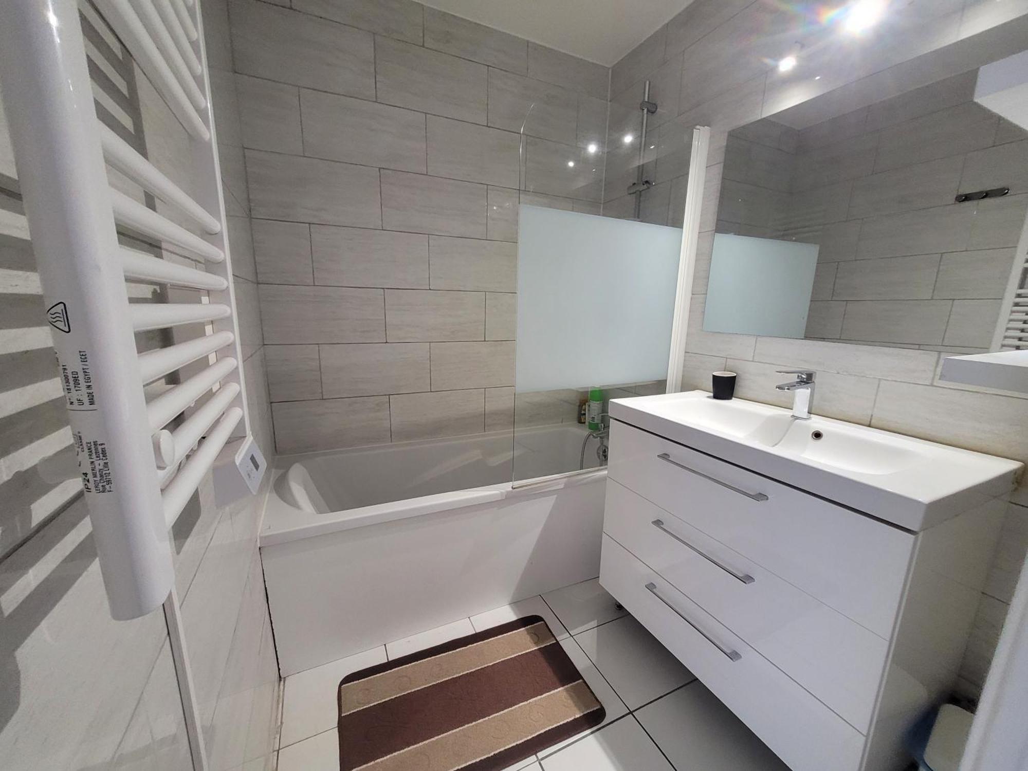 Ferienwohnung Parisian Retreat Pour 5 Personnes - 12 Min De Paris - Proche Gare Deuil-la-Barre Exterior foto